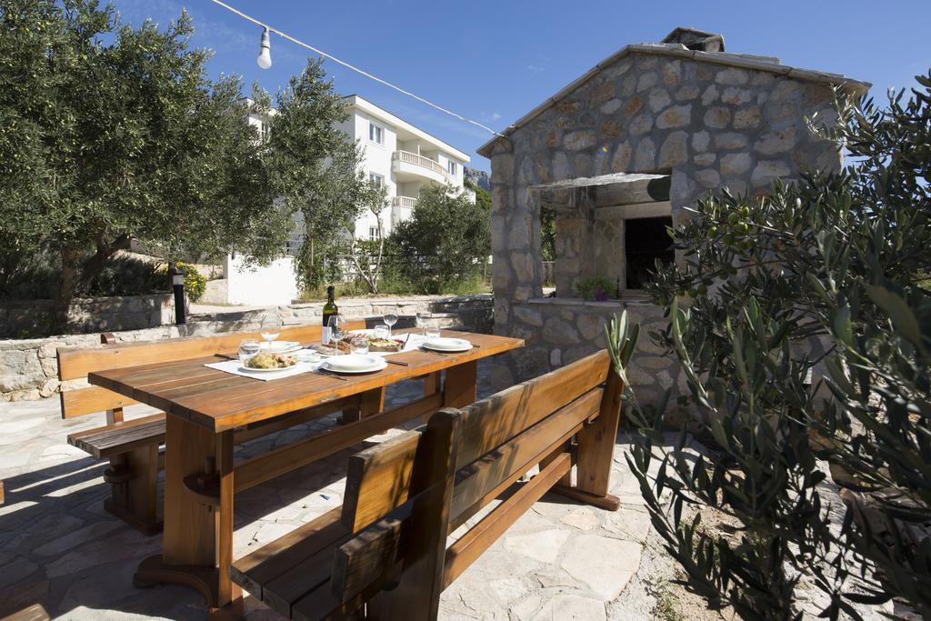 Apartmani Villa Athina Tučepi Exteriér fotografie
