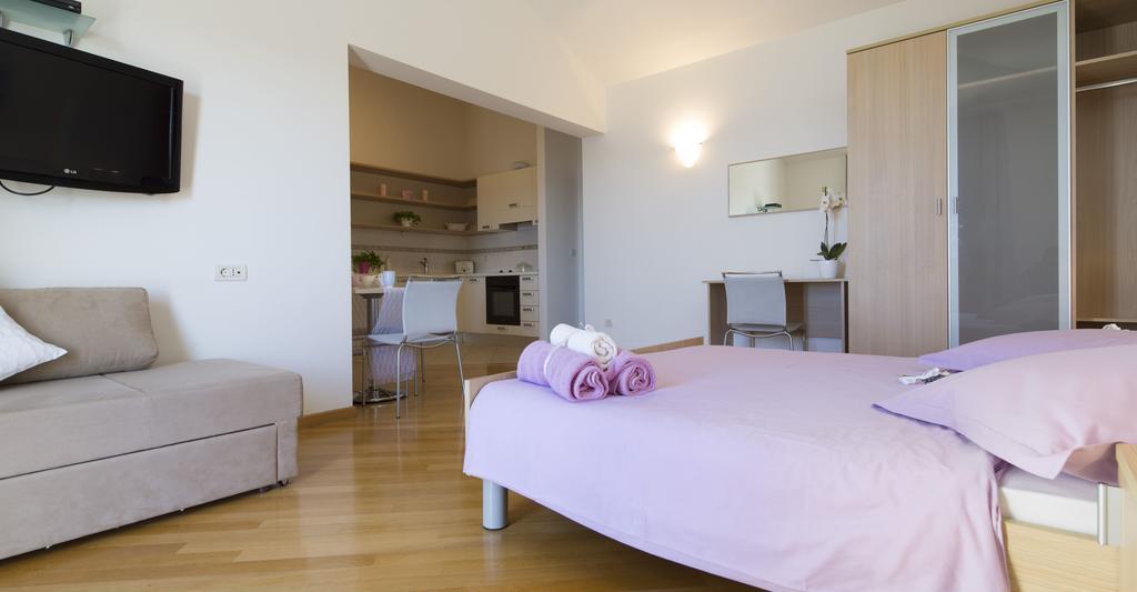 Apartmani Villa Athina Tučepi Exteriér fotografie